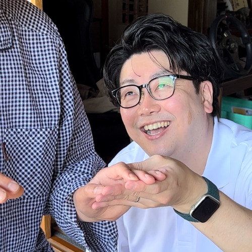 プロフィール